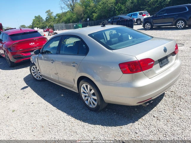 صورة 3 لـ 2014 Volkswagen JETTA 1.8T SE