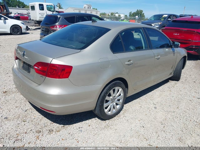 صورة 4 لـ 2014 Volkswagen JETTA 1.8T SE