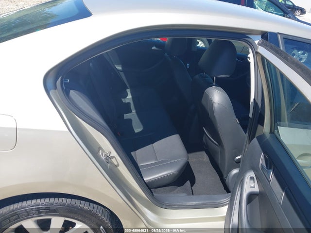 صورة 8 لـ 2014 Volkswagen JETTA 1.8T SE