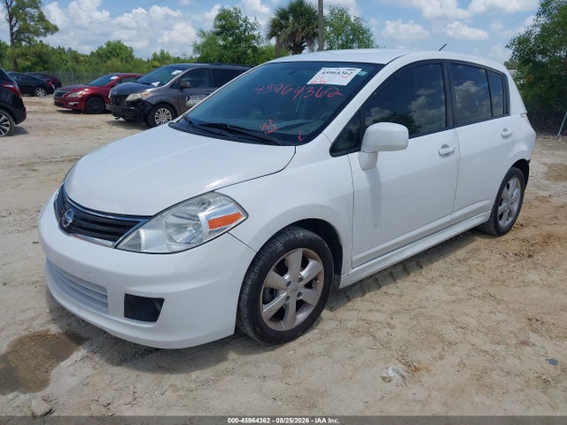 2012 Nissan VERSA 1.8 SL 照片 2