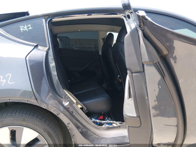 2023 TESLA MODEL Y AWD/LONG RANGE DUAL MOTOR ALL-WHEEL DRIVE 8