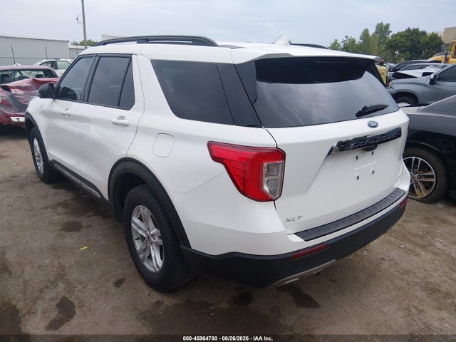 2022 FORD EXPLORER XLT 3
