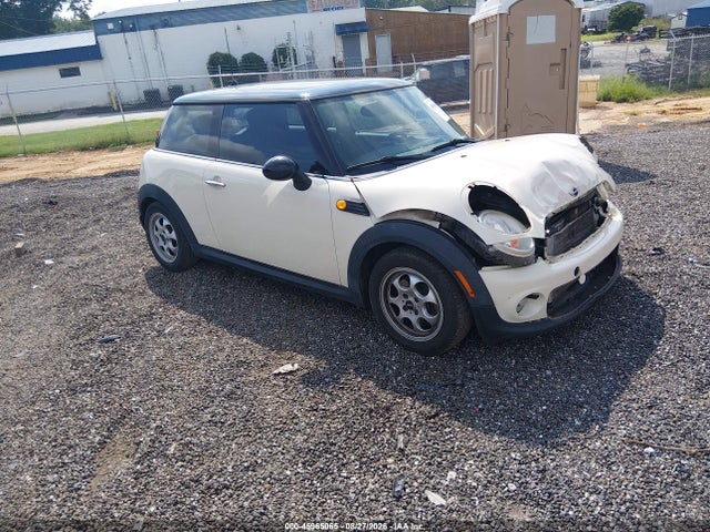2012 MINI COOPER 