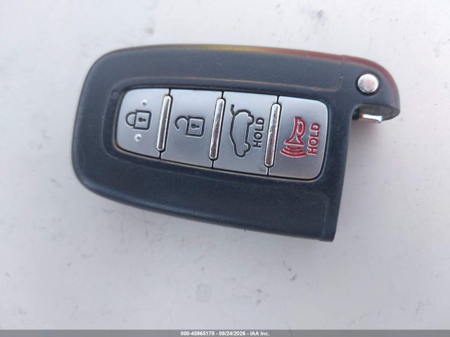 2016 Hyundai VELOSTER — миниатюра 11