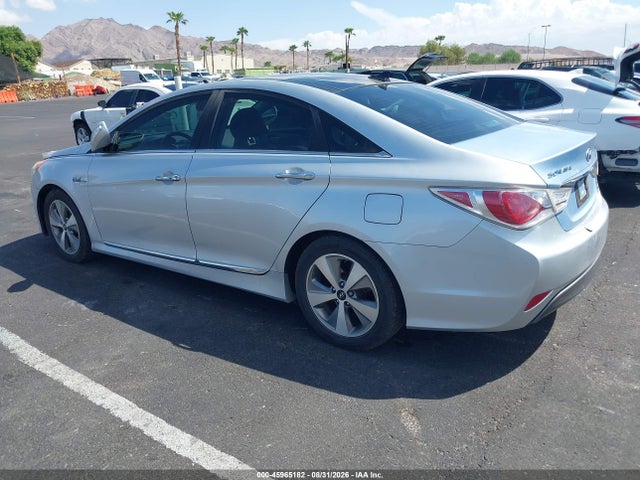 2012 Hyundai SONATA HYBRID 照片 3