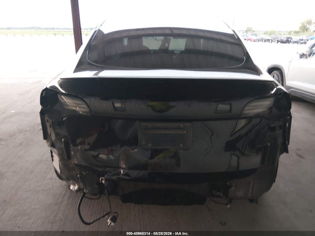 2023 TESLA MODEL Y PERFORMANCE DUAL MOTOR ALL-WHEEL DRIVE 6