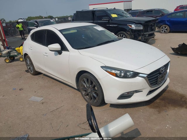 2018 MAZDA MAZDA3 TOURING