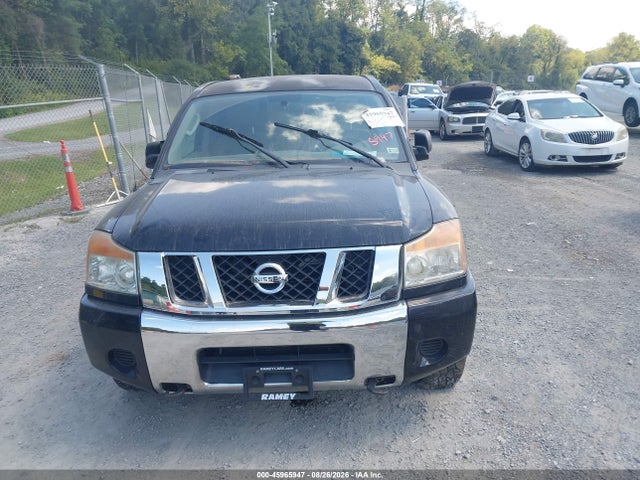 2010 Nissan TITAN SE 照片 13