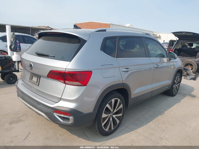 2023 VOLKSWAGEN TAOS 1.5T SE 4