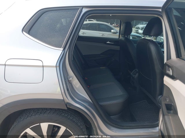2023 VOLKSWAGEN TAOS 1.5T SE 8