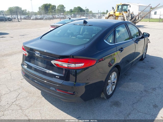 2019 FORD FUSION SE 4