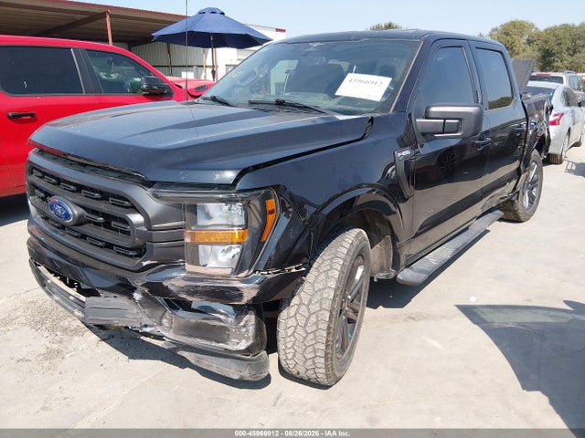2023 FORD F-150 XLT 2