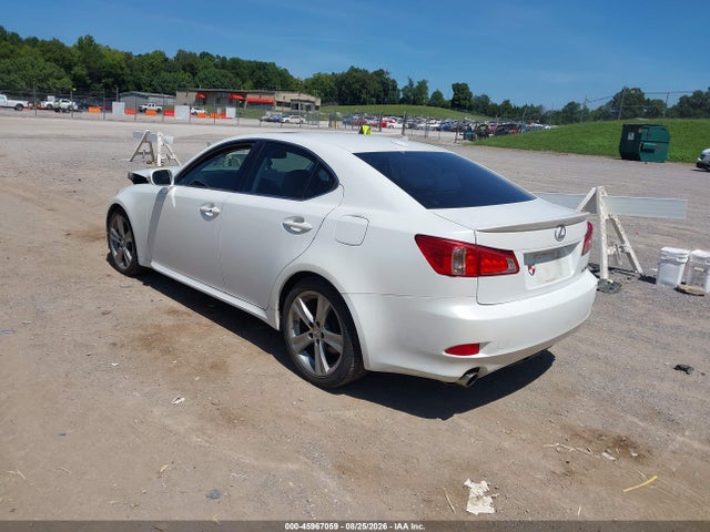 2011 Lexus IS 250 photo 3