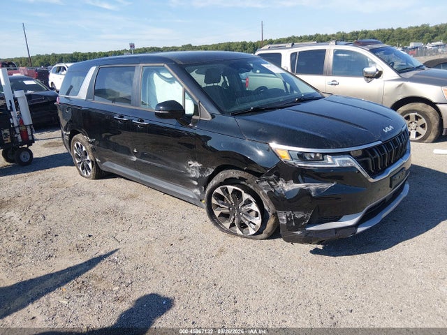 2023 KIA CARNIVAL EX