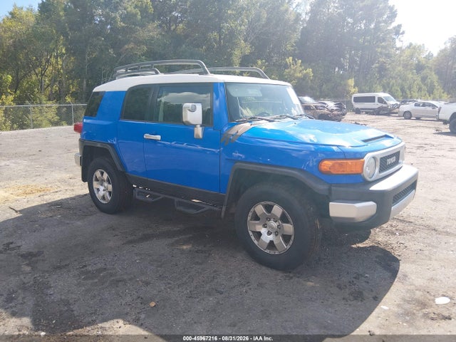 2007 TOYOTA FJ CRUISER 