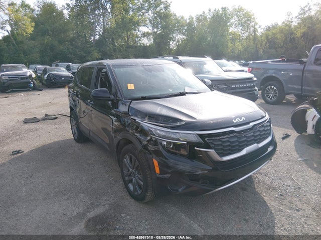 2022 KIA SELTOS LX