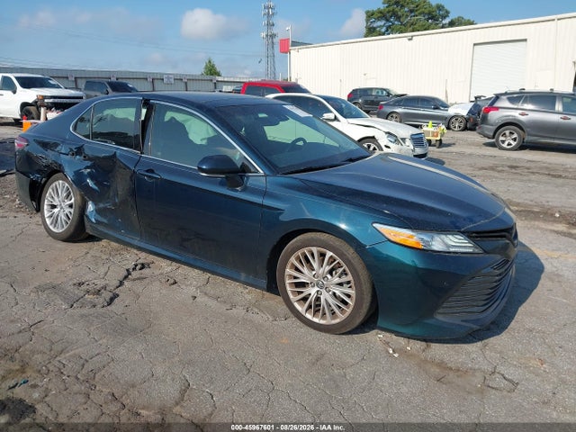 2018 TOYOTA CAMRY XLE V6