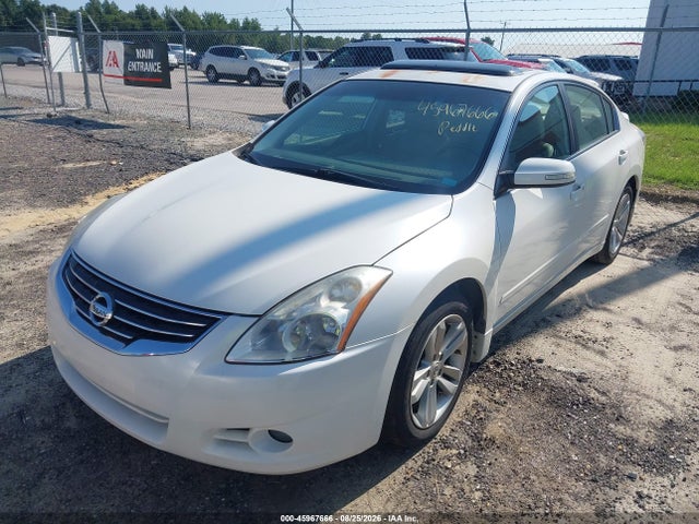 صورة 2 لـ 2011 Nissan ALTIMA 3.5 SR