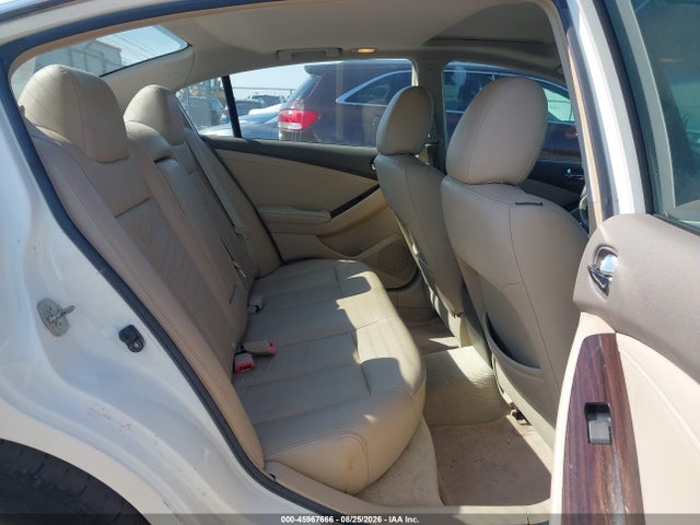 صورة 8 لـ 2011 Nissan ALTIMA 3.5 SR
