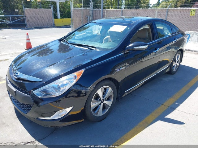 2011 Hyundai SONATA HYBRID photo 2