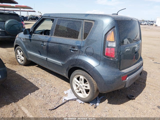 2011 KIA SOUL + 照片 3