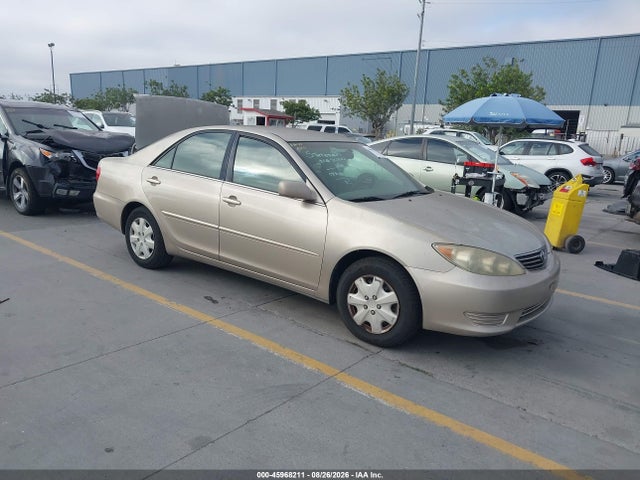 2005 TOYOTA CAMRY LE
