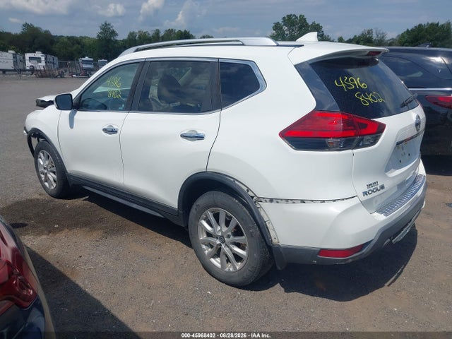 2017 NISSAN ROGUE SV 3