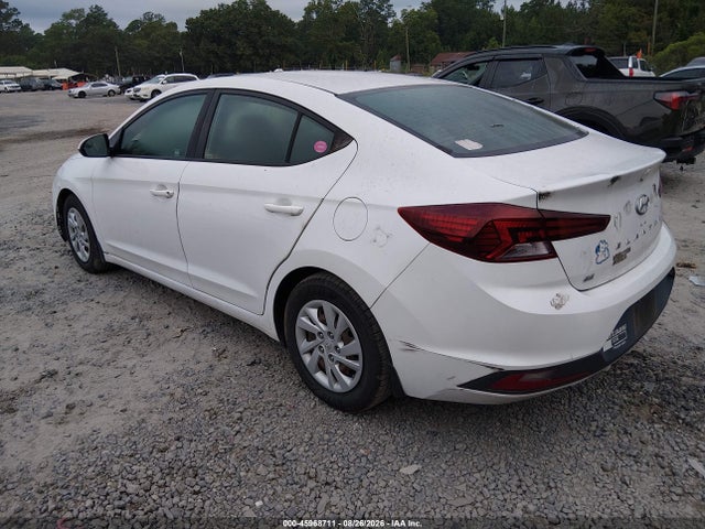 2020 HYUNDAI ELANTRA SE 3