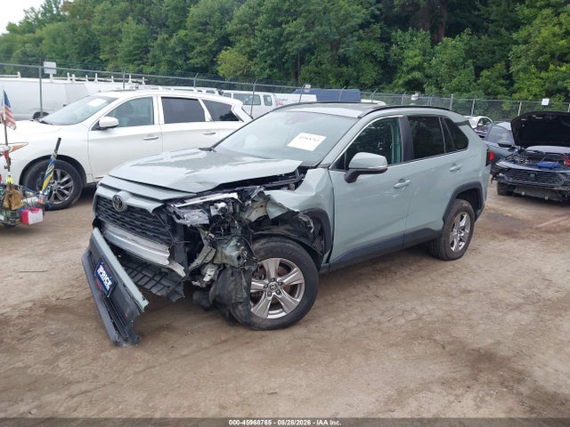 2023 TOYOTA RAV4 XLE 2