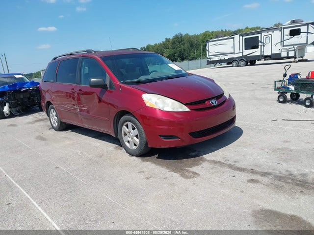 2008 TOYOTA SIENNA LE