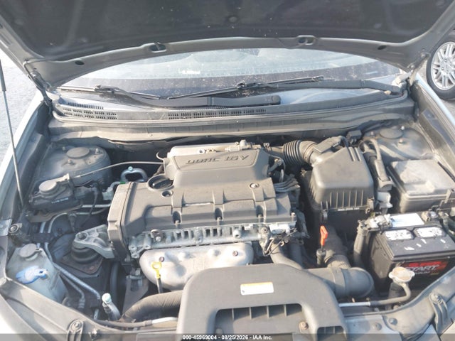 2010 Hyundai ELANTRA SE 照片 10
