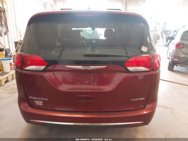 2018 CHRYSLER PACIFICA LIMITED 16