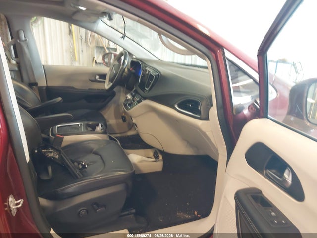 2018 CHRYSLER PACIFICA LIMITED 5