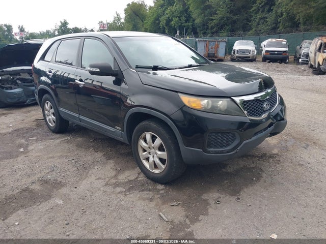 2011 KIA SORENTO LX
