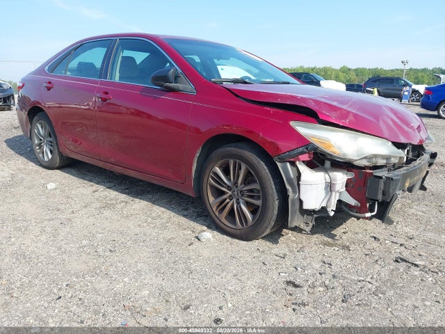 2015 TOYOTA CAMRY SE