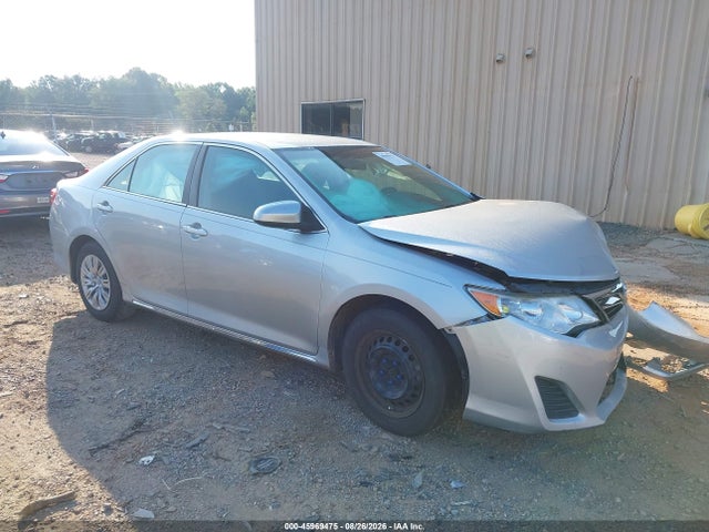 2014 TOYOTA CAMRY LE
