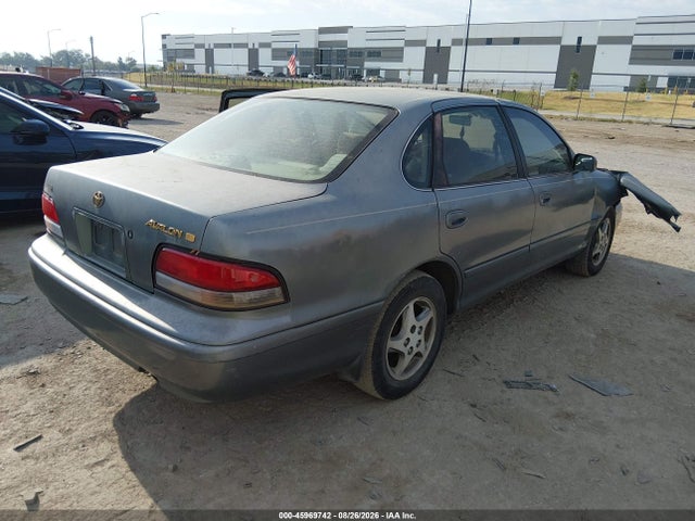 1997 Toyota AVALON XL — фото 4
