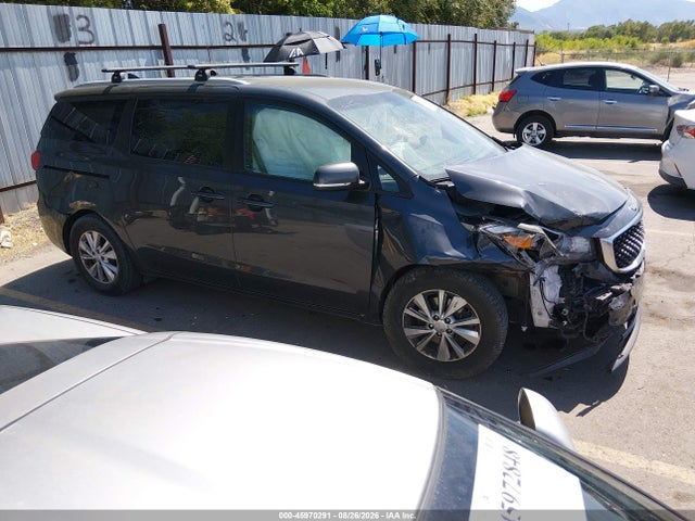 2017 KIA SEDONA LX