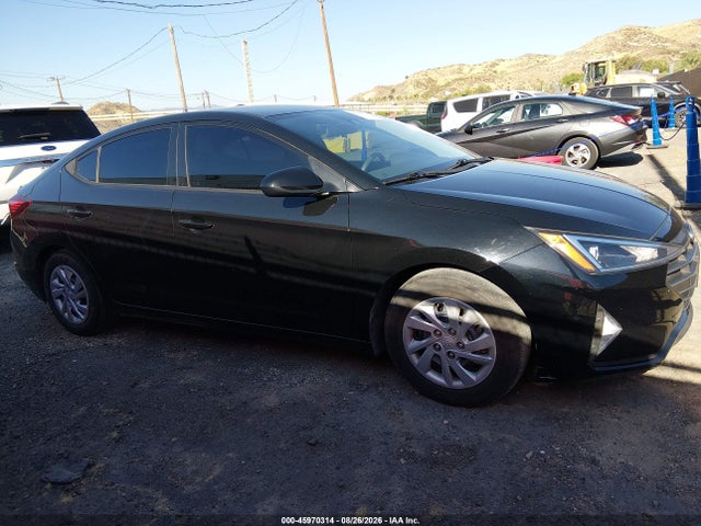 2020 HYUNDAI ELANTRA SE 16