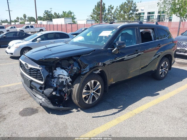2026 TOYOTA HIGHLANDER HYBRID XLE 2