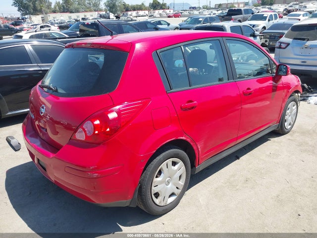 2010 Nissan VERSA 1.8S 照片 4