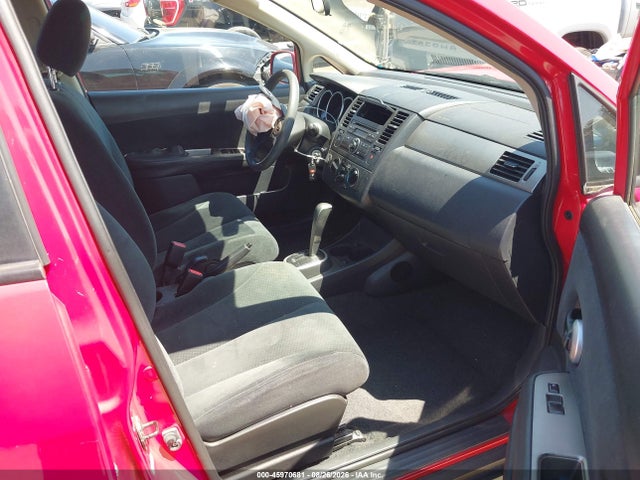 2010 Nissan VERSA 1.8S 照片 5