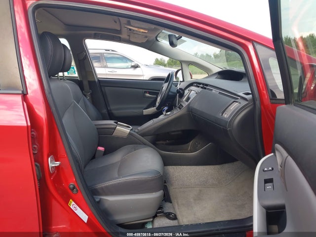 2013 Toyota PRIUS FOUR 照片 5
