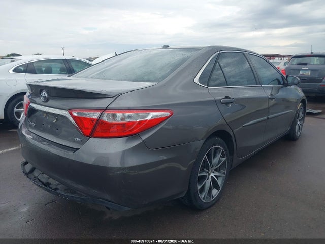 2015 Toyota CAMRY XSE — фото 4