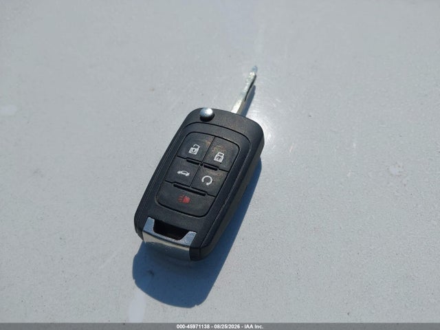 2016 Chevrolet SONIC LT AUTO photo 11