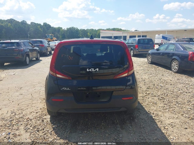 2022 KIA SOUL LX 16
