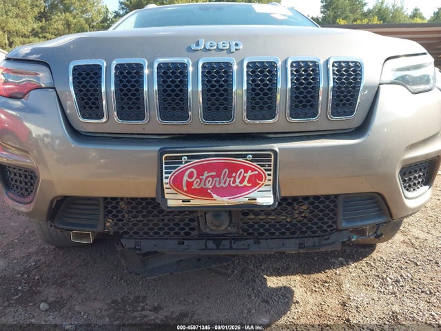 2021 JEEP CHEROKEE LATITUDE 4X4 18