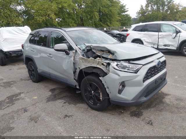 2021 TOYOTA RAV4 XLE