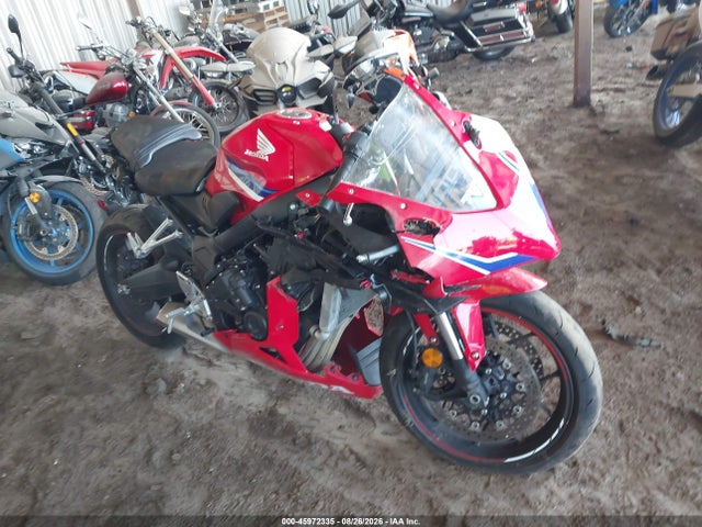 2026 HONDA CBR650 R