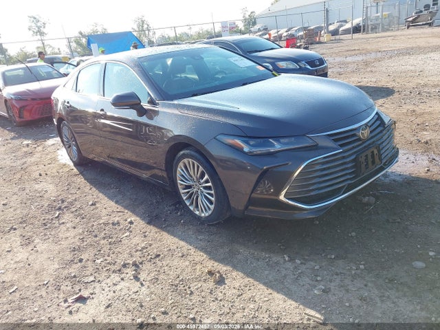 2019 TOYOTA AVALON LIMITED
